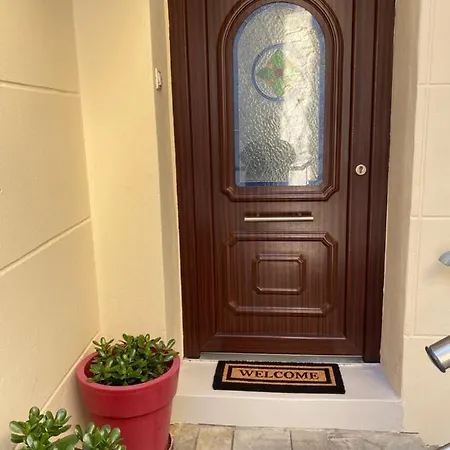 アパート Sky View カヴァラ