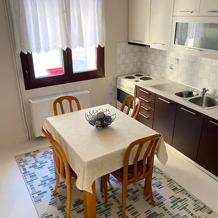 アパート Sky View カヴァラ